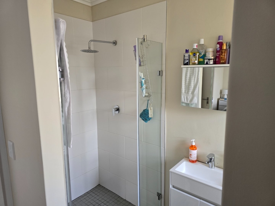 2 Bedroom Property for Sale in Zevenwacht Retirement Village Western Cape